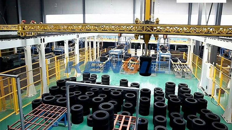 汽车方向盘套优缺点对比：材质与适用性解析